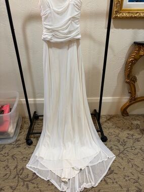 Elegant A•B•S White Women’s Draped Evening Dress